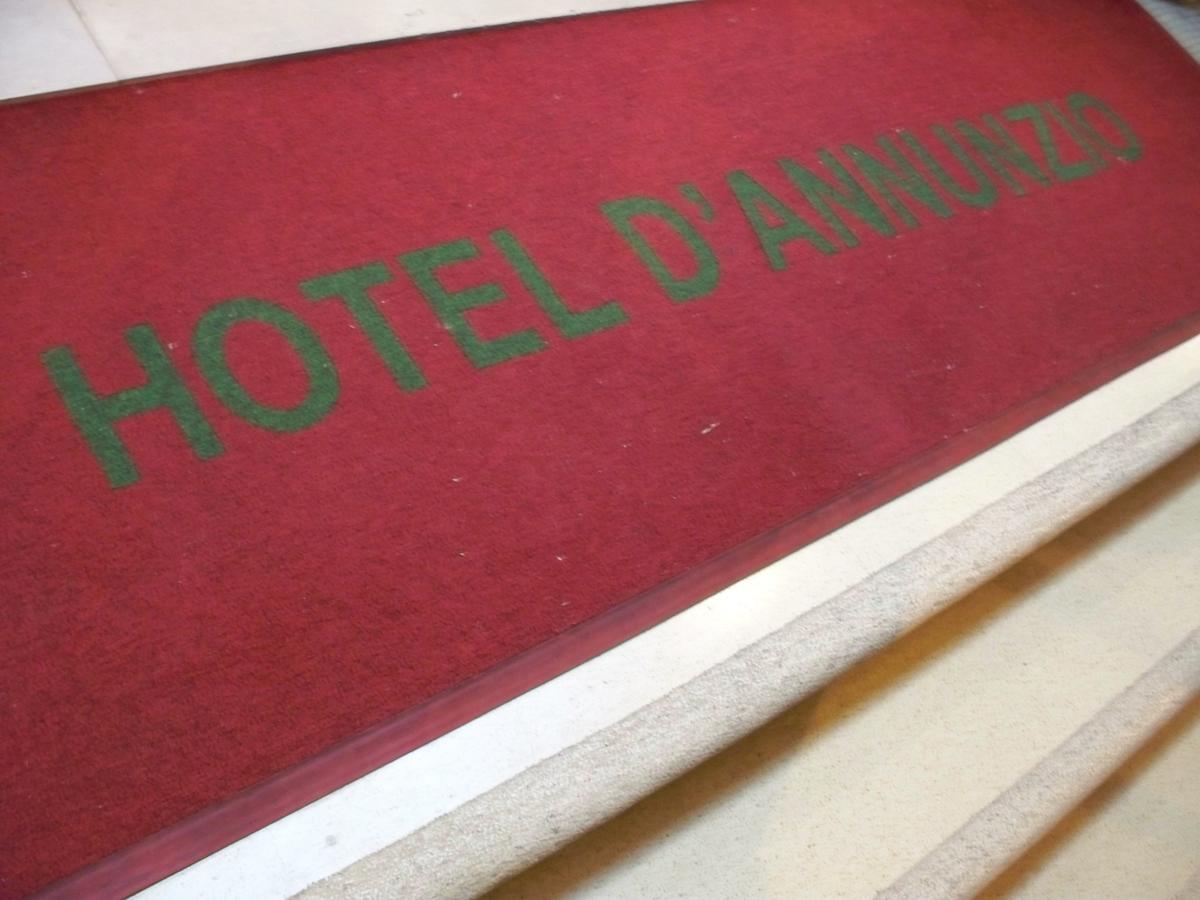 Hotel D'Annunzio Cattolica Exterior foto